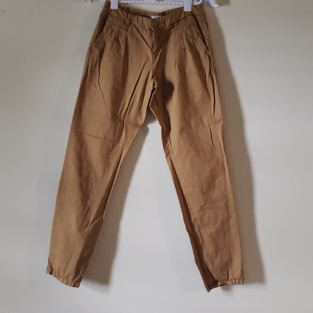 brown pants